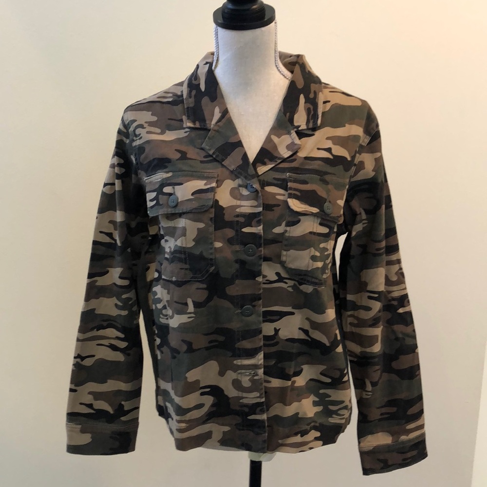 NWOT Sanctuary Camo Jacket Medium